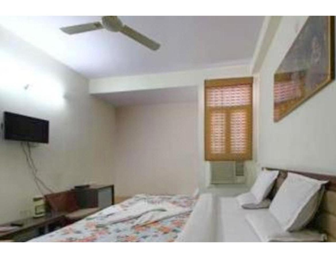 Homestay Viren Pacfic, Agra *